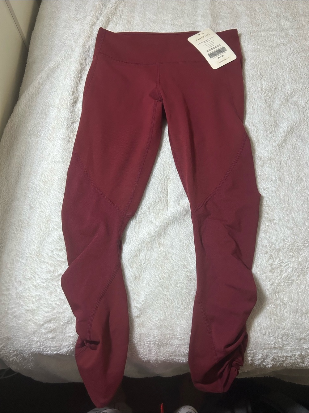 Fabletics Maroon Mid-Rise PURELUXE Ruched 7/8 Capri Active Leggings (xs/4)